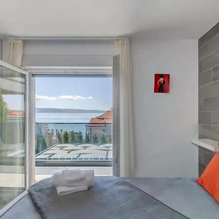 Luxury Paradise Podstrana