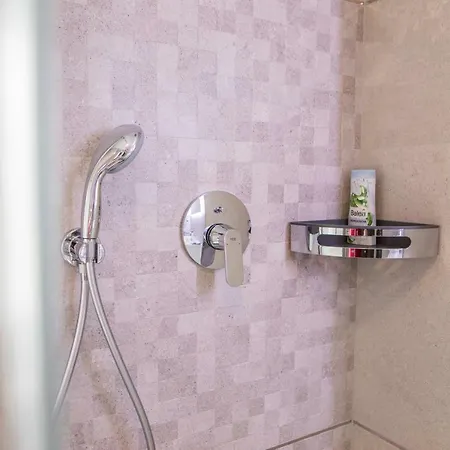 Luxury Paradise Apartamento Podstrana