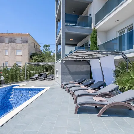 Luxury Paradise Podstrana