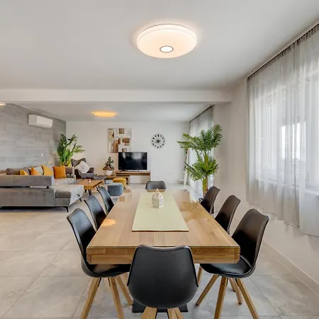 Apartment Luxury Paradise *